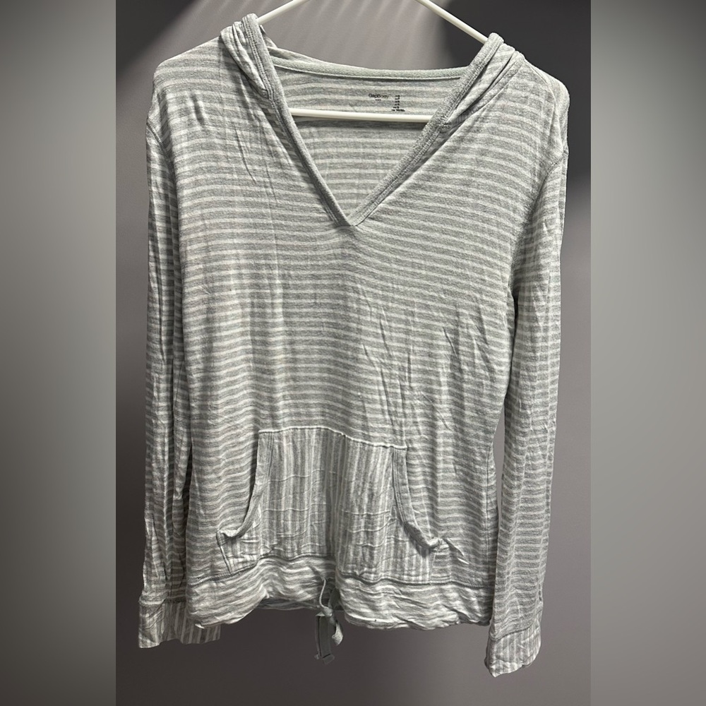 GAPBODY size SMALL, gray & white, long sleeved hooded sweatshirt.